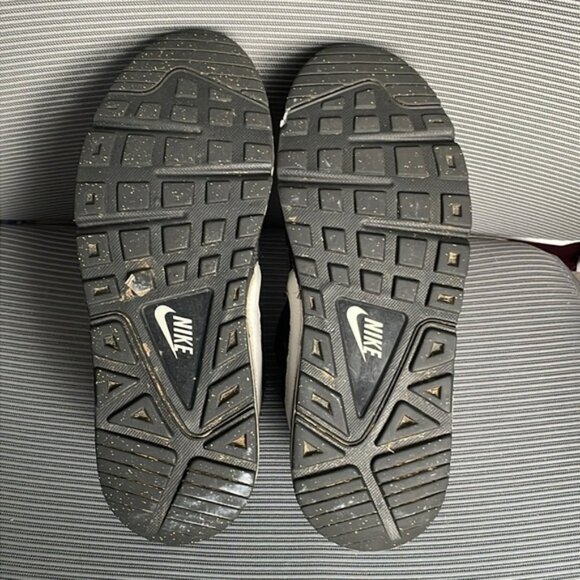 VGC Black / White Nike Air Max - Size W7.5 - Picture 8 of 8